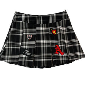 Plaid Pleated school girl skirt. No Boundaries women's size Large 11-13. #1009